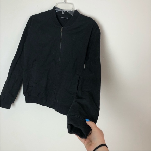 Brandy Melville Bomber Jacket - Picture 5 of 8